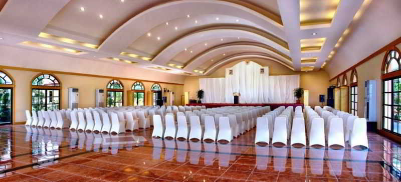Aston Niu Manokwari Hotel & Conference Center Bagian luar foto